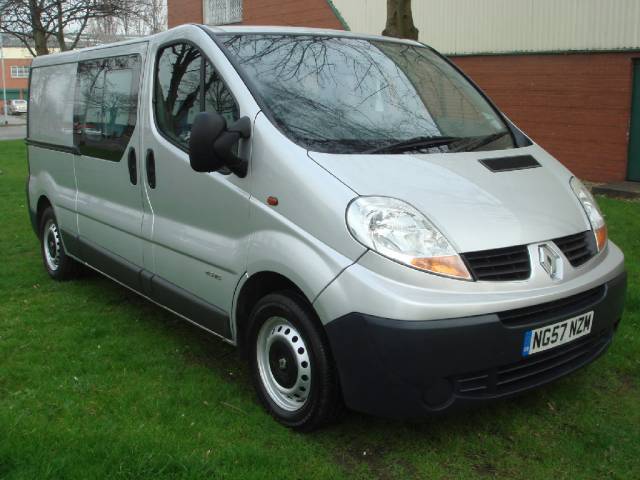 Renault Trafic 2.0 LL29dCi 115 Crew Van Commercial Diesel Silver