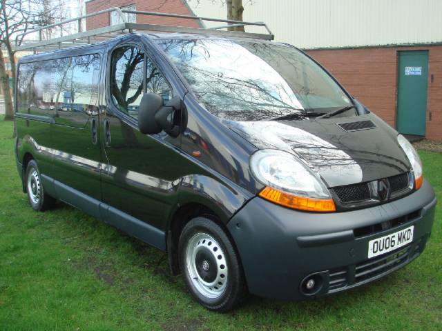 Renault Trafic 1.9 LL29dCi 100 Crew Van Commercial Diesel Black