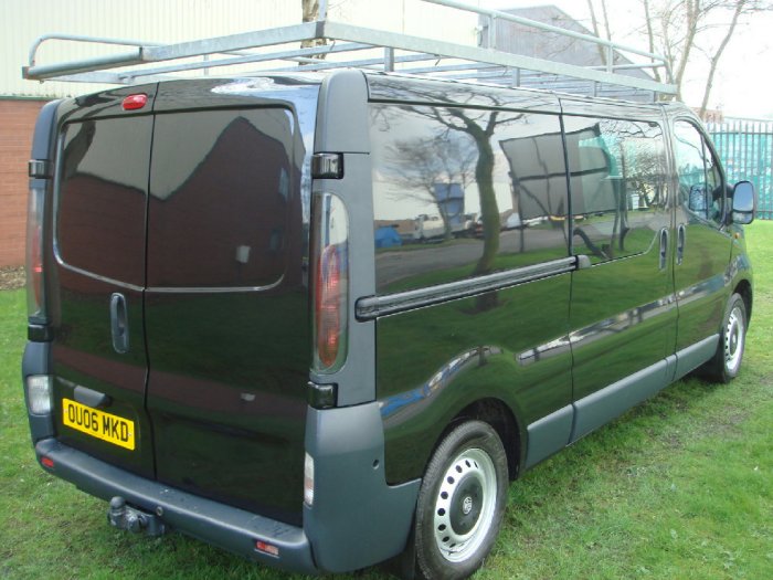 Renault Trafic 1.9 LL29dCi 100 Crew Van Commercial Diesel Black