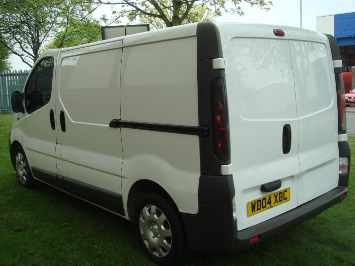 Vauxhall Vivaro 1.9DTi Van 2.7t Panel Van Diesel White