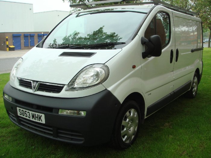 Vauxhall Vivaro 1.9DTi Van 2.7t Panel Van Diesel WHITE