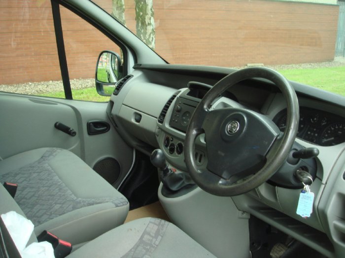Vauxhall Vivaro 1.9DTi Van 2.7t Panel Van Diesel WHITE