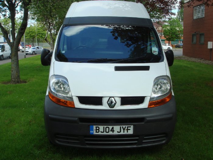 Renault Trafic 1.9 LH29dCi 100 High Roof Van Panel Van Diesel WHITE