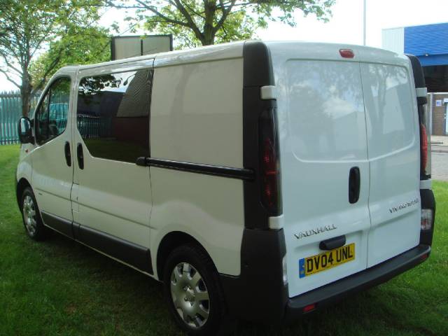 2004 Vauxhall Vivaro 1.9DTi Van 2.7t Crew Van 5 Seats