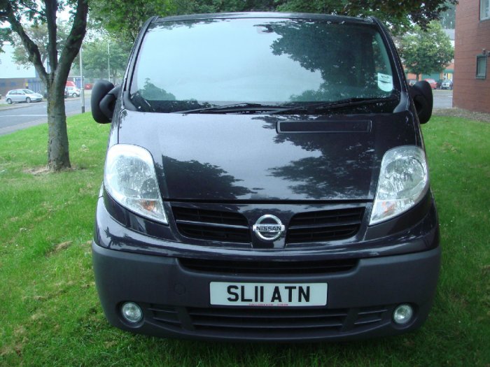 Nissan Primastar 2.0 dCi SE Van 115ps Panel Van Diesel Black