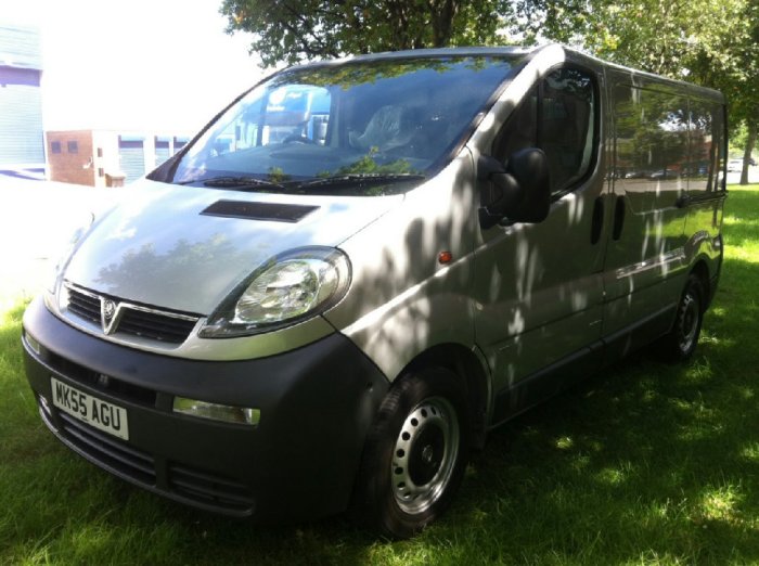 Vauxhall Vivaro 1.9CDTI (100PS) Van 2.9t Panel Van Diesel SILVER