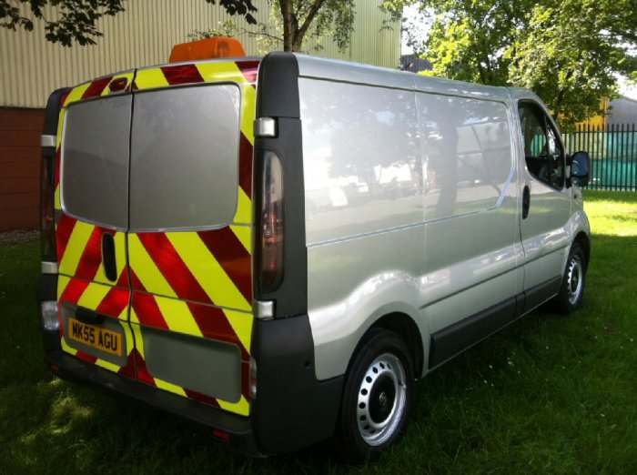 Vauxhall Vivaro 1.9CDTI (100PS) Van 2.9t Panel Van Diesel SILVER