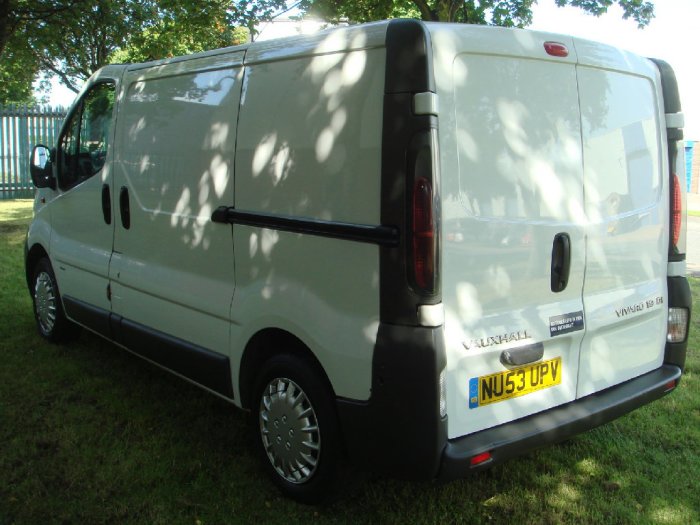 Vauxhall Vivaro 1.9Di Van 2.7t Panel Van Diesel WHITE