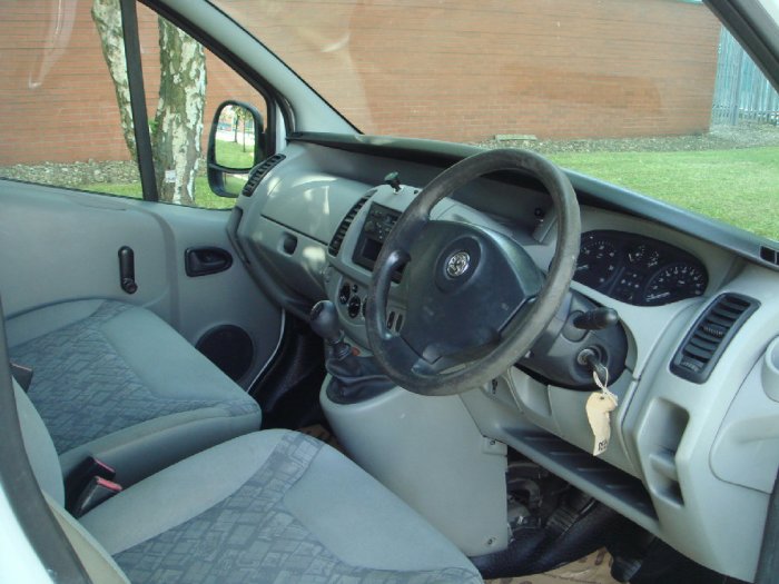 Vauxhall Vivaro 1.9Di Van 2.7t Panel Van Diesel WHITE