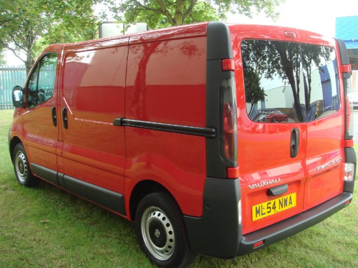 Vauxhall Vivaro 1.9DTi Van 2.7t Panel Van Diesel RED