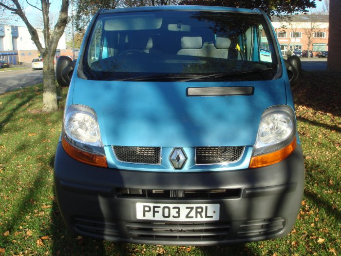 Renault Trafic 1.9TD SL29dCi 100 Minibus Minibus Diesel BLUE