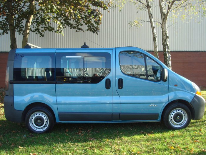 Renault Trafic 1.9TD SL29dCi 100 Minibus Minibus Diesel BLUE