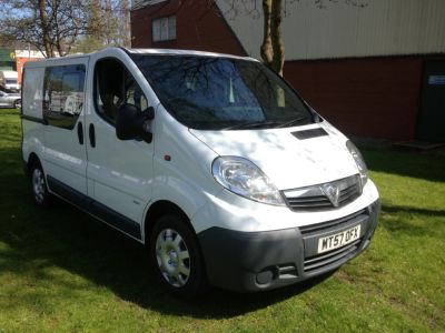 Vauxhall Vivaro 2.0 Unclassified Combi Van Diesel WhiteVauxhall Vivaro 2.0 Unclassified Combi Van Diesel White at Chequered Flag GB LTD Leeds