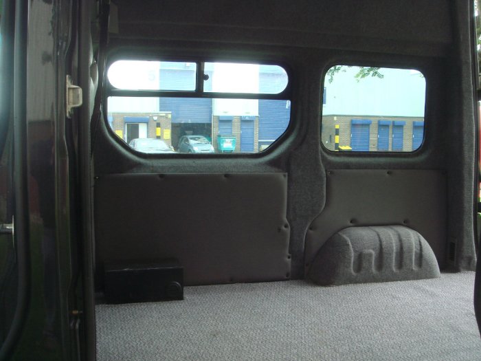 Renault Trafic 2.0TD SH29dCi 115 Panel Van Panel Van Diesel Black
