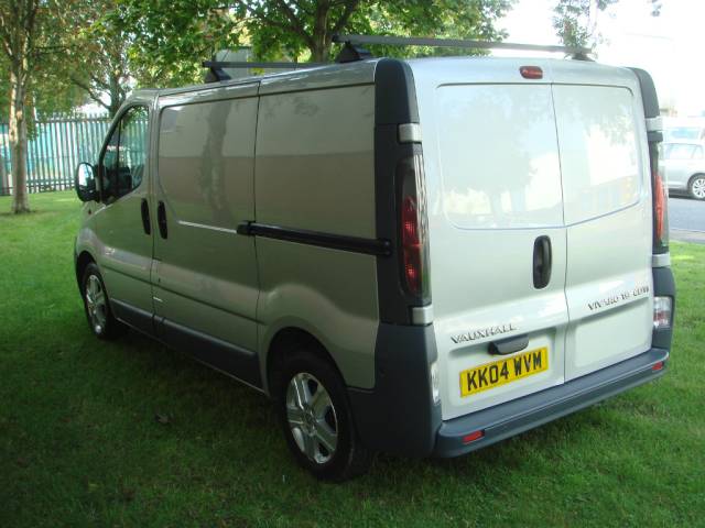 2004 Vauxhall Vivaro 1.9 DTi Sportive 2700 Panel Van 4dr