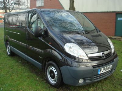 Vauxhall Vivaro 2.0CDTi 2900 LWB Combi Van Combi Van Diesel BlackVauxhall Vivaro 2.0CDTi 2900 LWB Combi Van Combi Van Diesel Black at Chequered Flag GB LTD Leeds