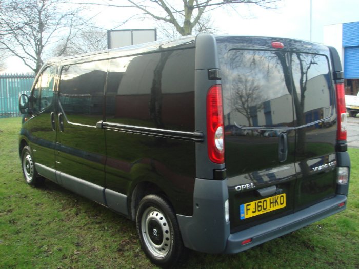 Vauxhall Vivaro 2.0CDTi 2900 LWB Combi Van Combi Van Diesel Black