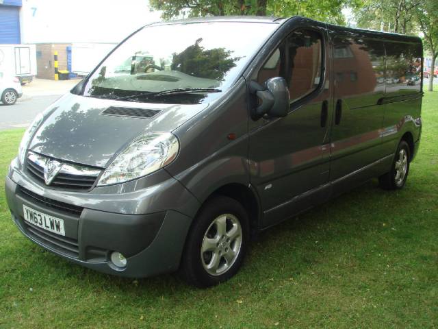 Vauxhall Vivaro 2.0CDTi Sportive 2900 LWB Panel Van Panel Van Diesel Grey