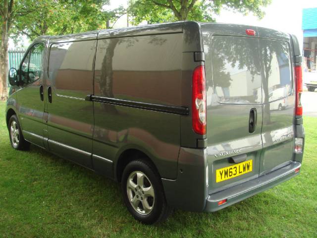 2014 Vauxhall Vivaro 2.0CDTi Sportive 2900 LWB Panel Van