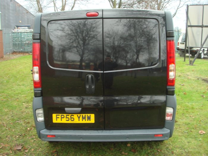 Nissan Primastar 2.0 dCi SE 2700 Low Roof Panel Van 4dr (SWB) Panel Van Diesel Black