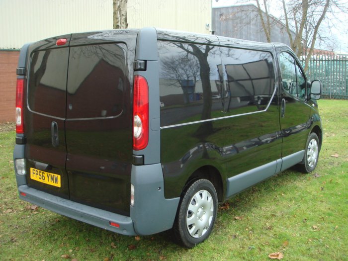 Nissan Primastar 2.0 dCi SE 2700 Low Roof Panel Van 4dr (SWB) Panel Van Diesel Black