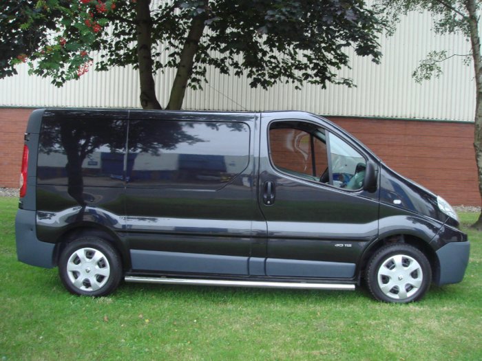 Renault Trafic 2.0 TD dCi SL27 Panel Van 4dr Panel Van Diesel Black