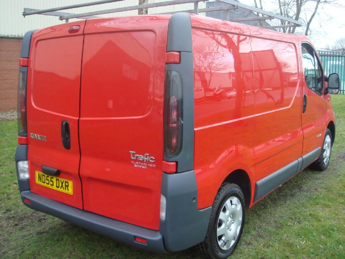 Renault Trafic 1.9TD SL27dCi 100 Panel Van Panel Van Diesel Red