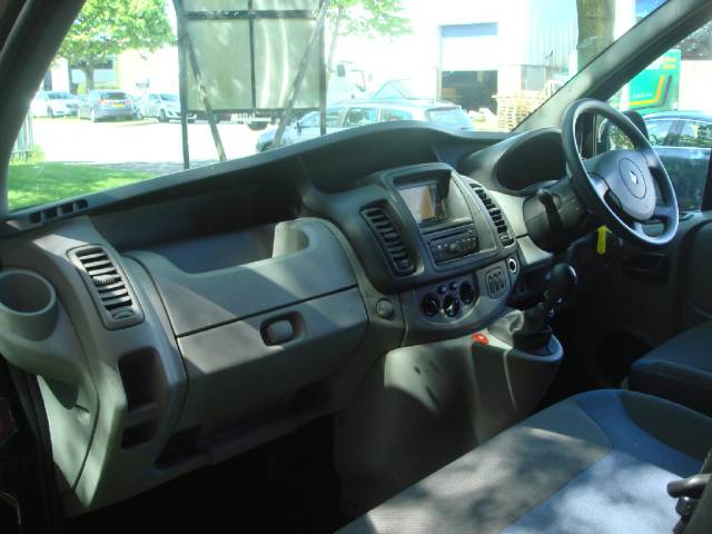 2011 Renault Trafic 2.0TD LL29dCi 115 Sport Panel Van