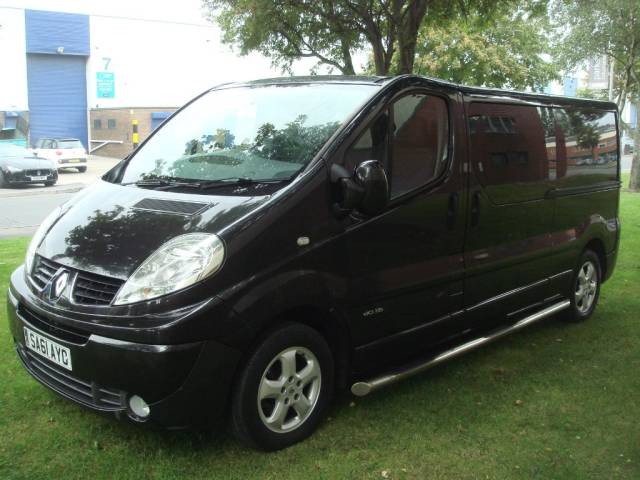 Renault Trafic 2.0 TD dCi LL29 Sport Crew Van 4dr Combi Van Diesel Black