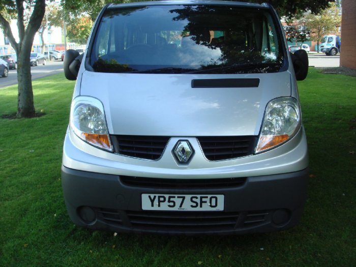 Renault Trafic 2.0TD SL27dCi 115 Panel Van Panel Van Diesel Silver