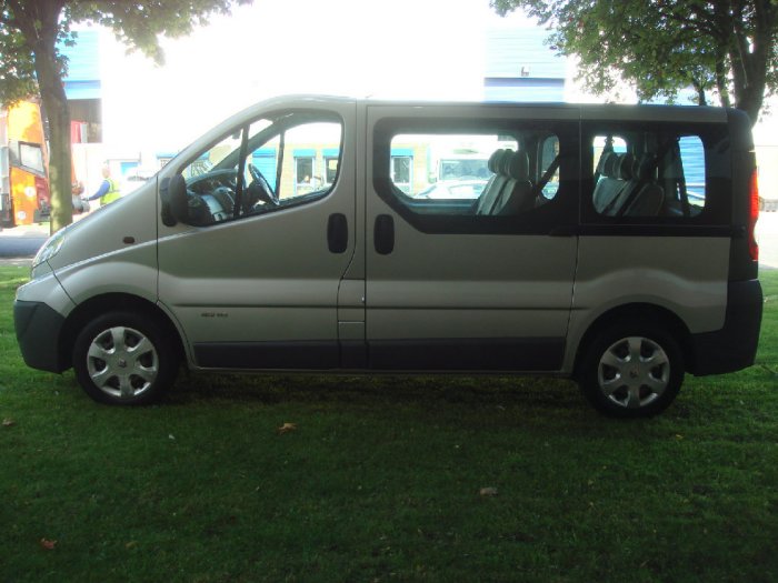 Renault Trafic 2.0TD SL27dCi 115 Panel Van Panel Van Diesel Silver