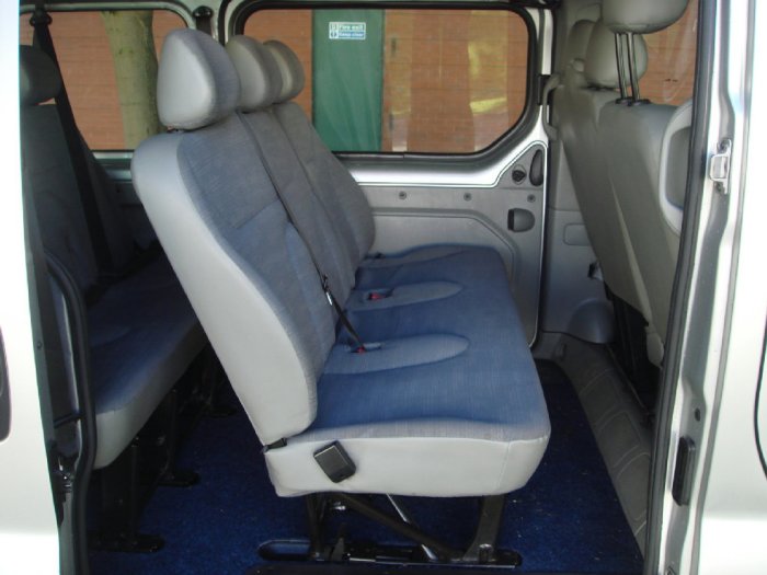 Renault Trafic 2.0TD SL27dCi 115 Panel Van Panel Van Diesel Silver