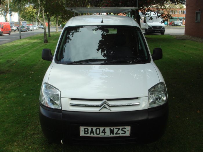 Citroen Berlingo 2.0 HDi 600TD Enterprise Panel Van 3dr Panel Van Diesel White