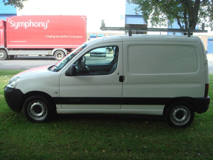 Citroen Berlingo 2.0 HDi 600TD Enterprise Panel Van 3dr Panel Van Diesel White