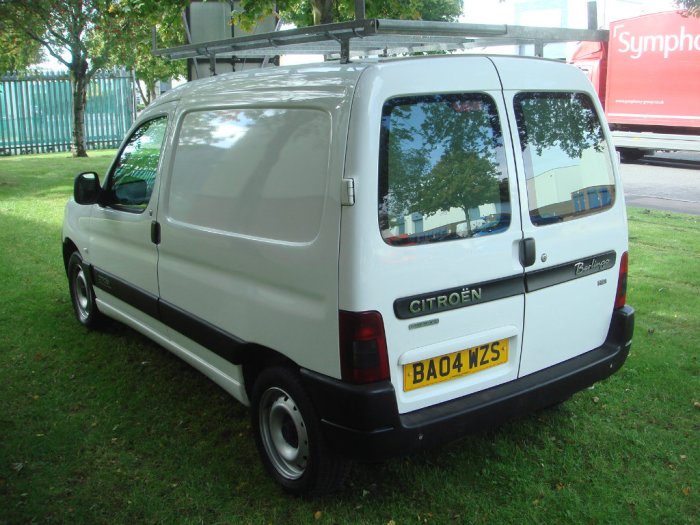 Citroen Berlingo 2.0 HDi 600TD Enterprise Panel Van 3dr Panel Van Diesel White