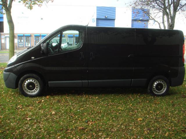 2010 Renault Trafic 2.0 LWB Diesel LL29dCi 115 eco2 [Sat Nav] Van