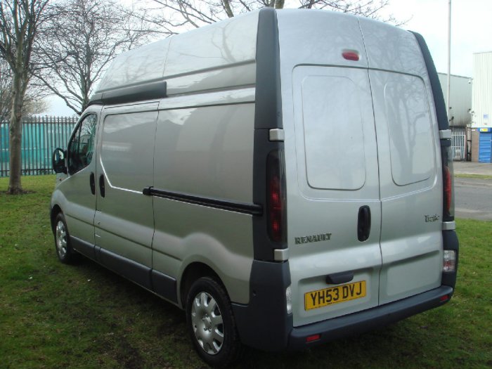 Renault Trafic 1.9TD LH29dCi 100 Panel Van Panel Van Diesel Silver