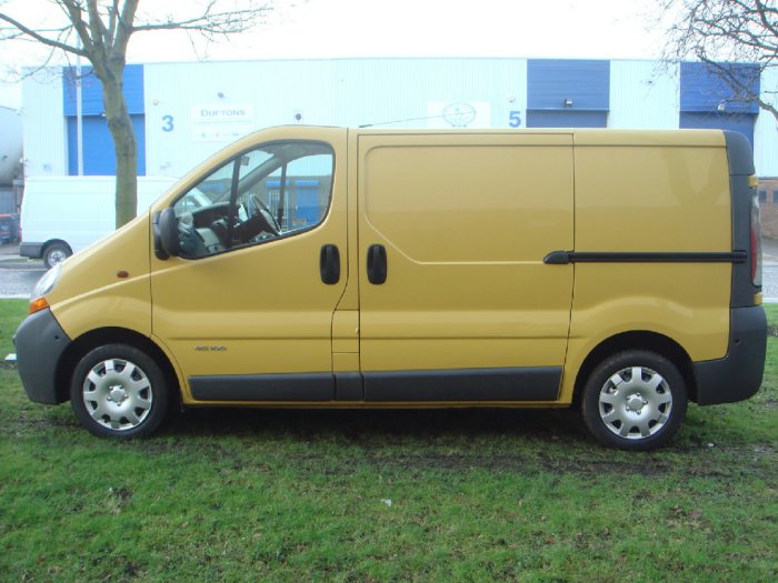 Renault Trafic 1.9TD SL27dCi 100 Panel Van Panel Van Diesel Beige