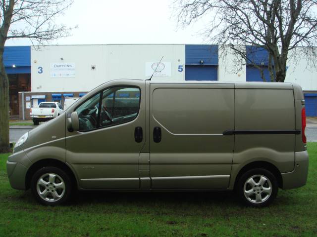 2010 Renault Trafic 2.0TD SL27dCi 115 Sport Panel Van