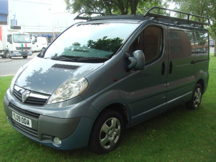 Vauxhall Vivaro 2.0 CDTI Sportive Panel Van 4dr (EU4, SWB) Panel Van Diesel Grey