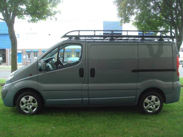 2009 Vauxhall Vivaro 2.0 CDTI Sportive Panel Van 4dr (EU4, SWB)