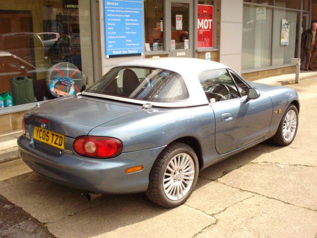 Aston Martin Vantage 4.3  AM Vantage V8 Coupe Petrol Tungsten