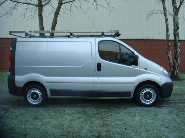 Vauxhall Vivaro 1.9 2700 Cdti Swb Commercial Diesel Metallic Silver