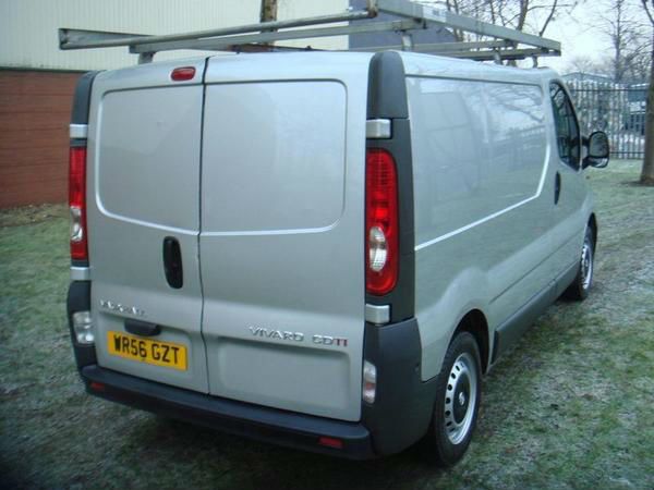 Vauxhall Vivaro 1.9 2700 Cdti Swb Commercial Diesel Metallic Silver